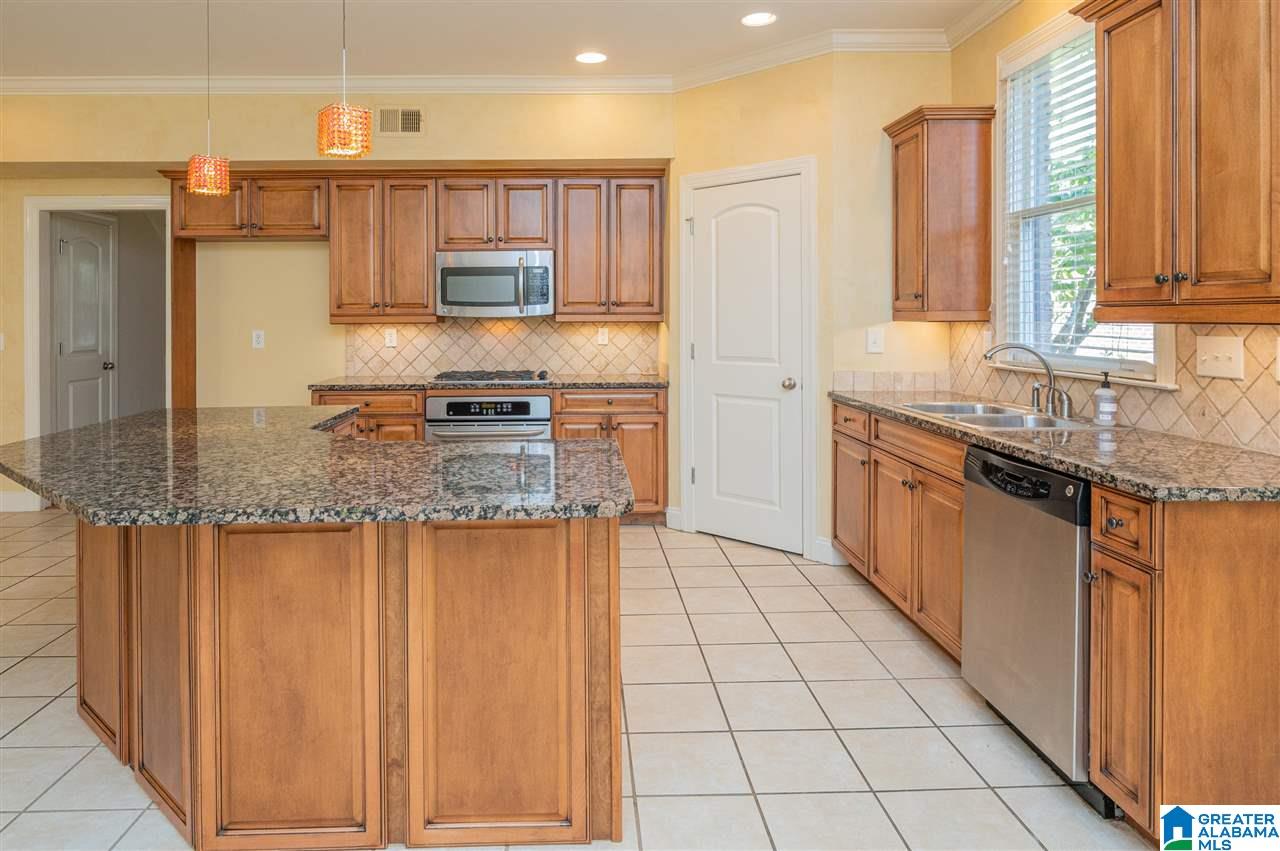3066 Arbor Bend Hoover, AL 35244 - Photo 15 of 50
