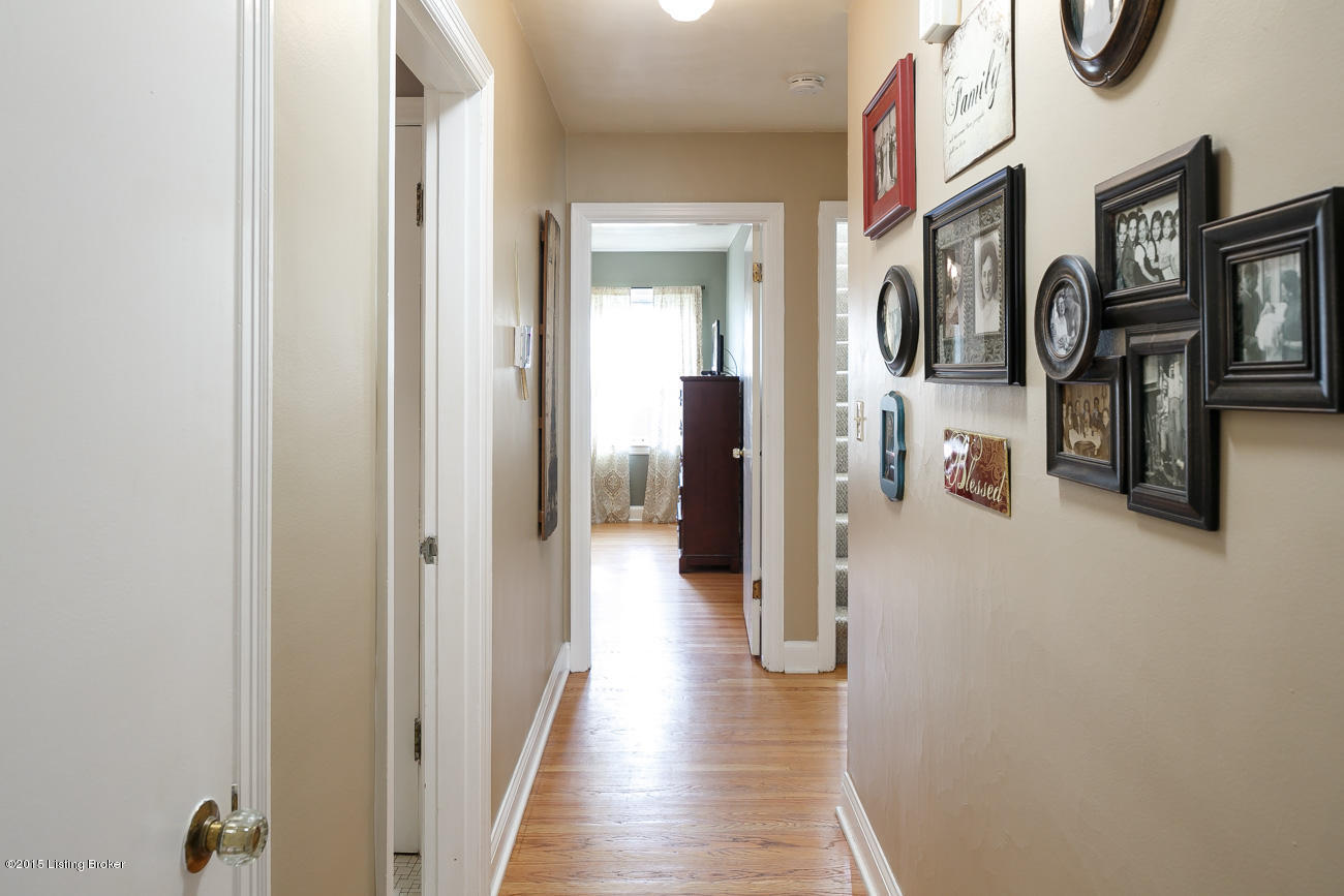 3608 Hughes Road Louisville, KY 40207 - Photo 16 of 23 RealTourCast _ Family Realty _ Hughes (1