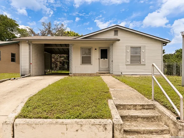 $1,195 | 1431 Aransas Avenue, San Antonio, TX 78210