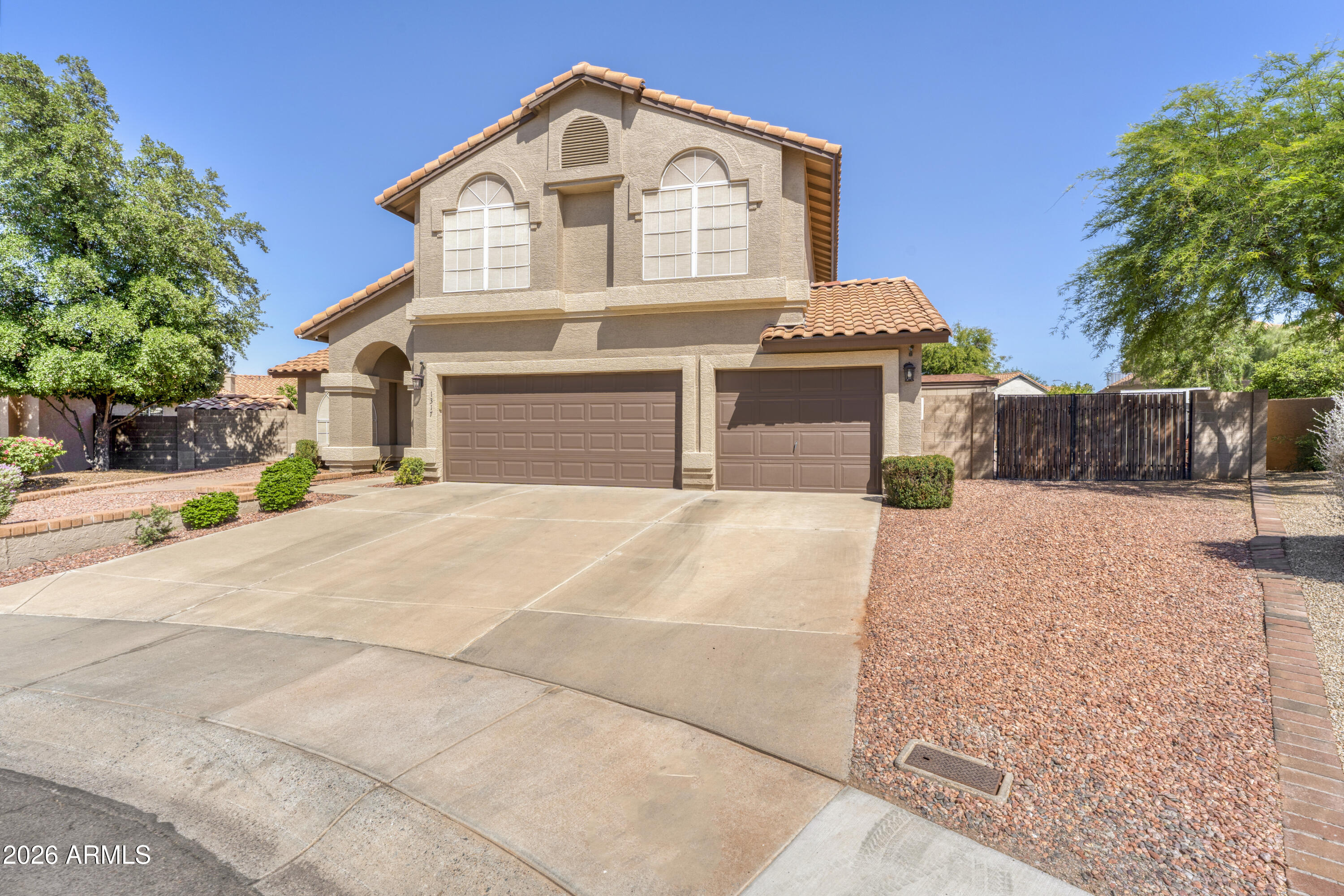 1317 East Grandview Road Phoenix, AZ 85022 - Photo 2 of 59