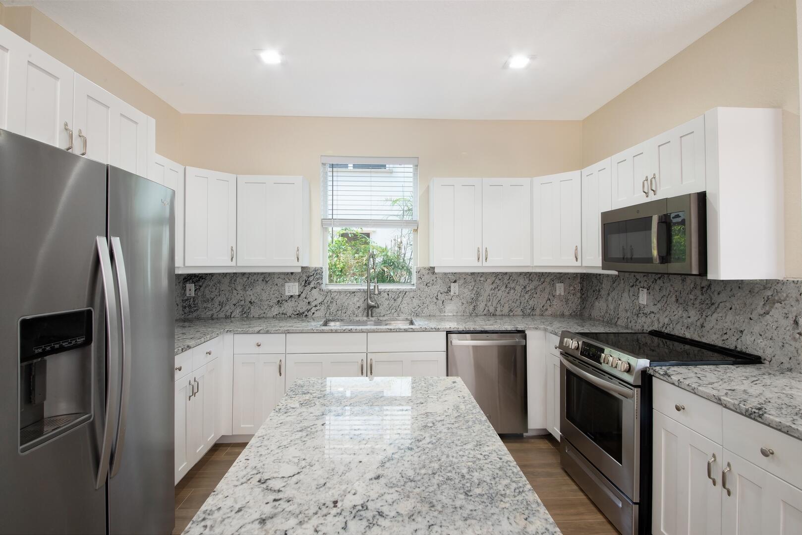 10825 Ravel Court Boca Raton, FL 33498 - Photo 9 of 48 Stainless Steel Applainces