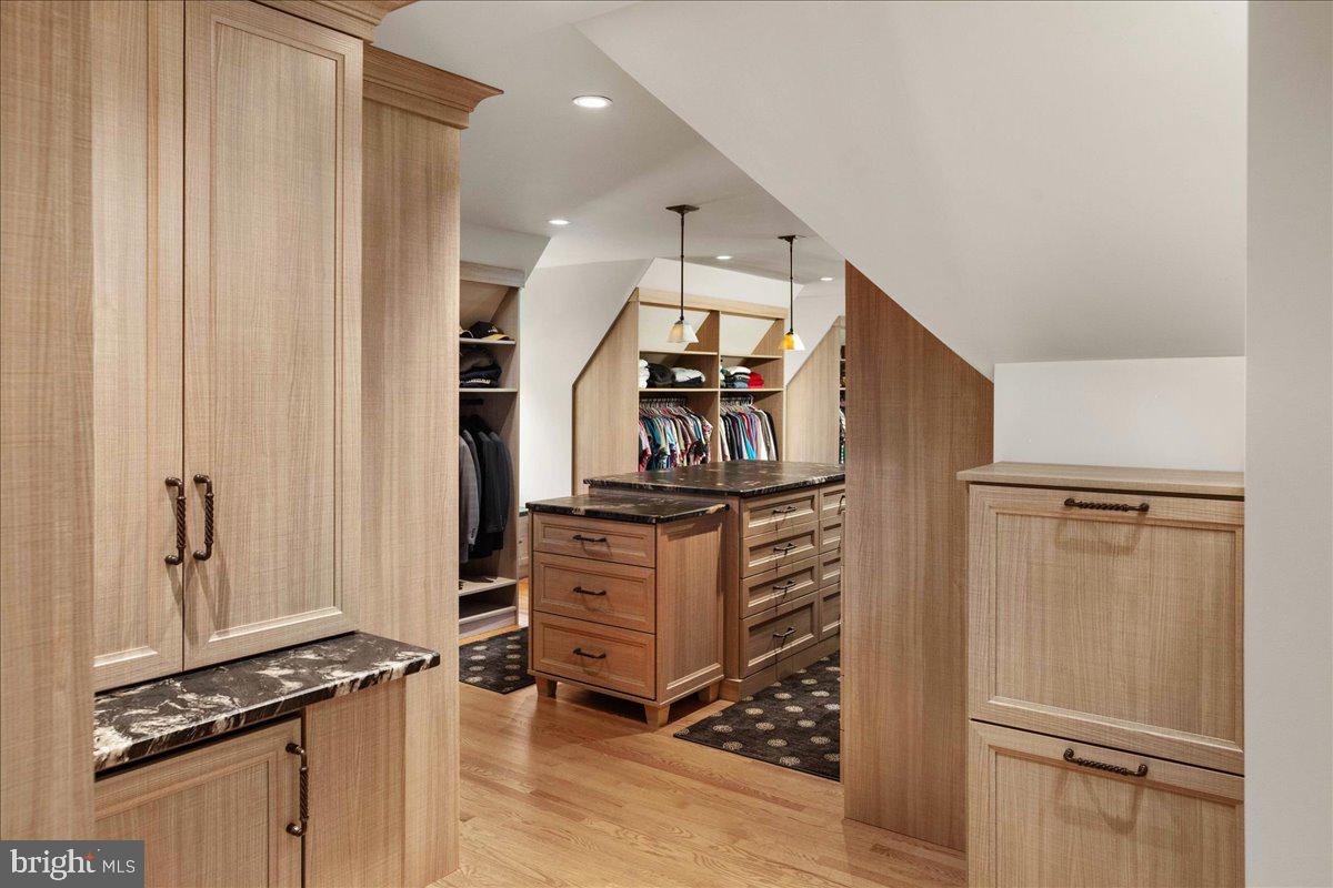 2155 Aquetong Road New Hope, PA 18938 - Photo 36 of 53 Primary Custom Walk-In Closet