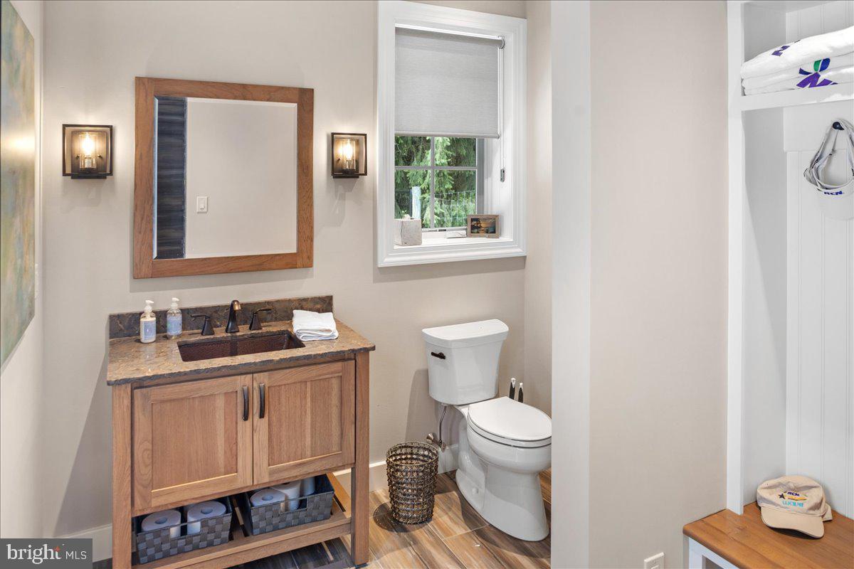 2155 Aquetong Road New Hope, PA 18938 - Photo 47 of 53 Pool Full Bath