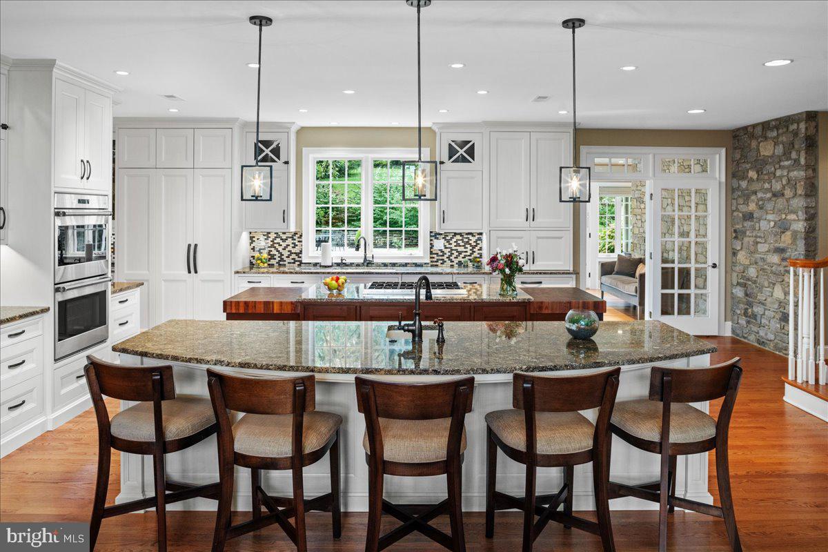 2155 Aquetong Road New Hope, PA 18938 - Photo 10 of 53 Kitchen Island Seating