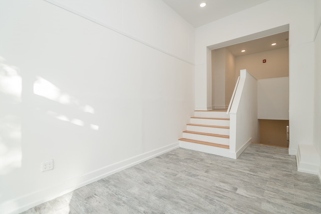 1620 Beacon Street Brookline, MA 02446 - Photo 6 of 41