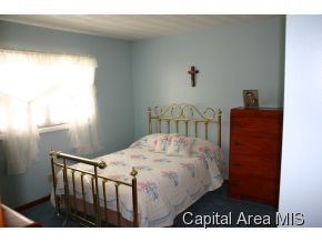 1720 Fairfield Drive Springfield, IL 62702 - Photo 18 of 19 Gallery Image 18