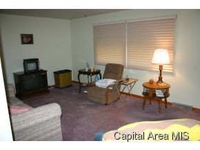 1720 Fairfield Drive Springfield, IL 62702 - Photo 19 of 19 Gallery Image 19