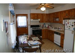 1720 Fairfield Drive Springfield, IL 62702 - Photo 6 of 19 Gallery Image 6