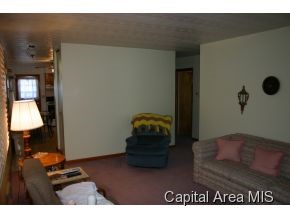 1720 Fairfield Drive Springfield, IL 62702 - Photo 8 of 19 Gallery Image 8