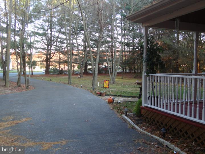4155 Tuckahoe Road Williamstown, NJ 08094 - Photo 11 of 25 Driveway
