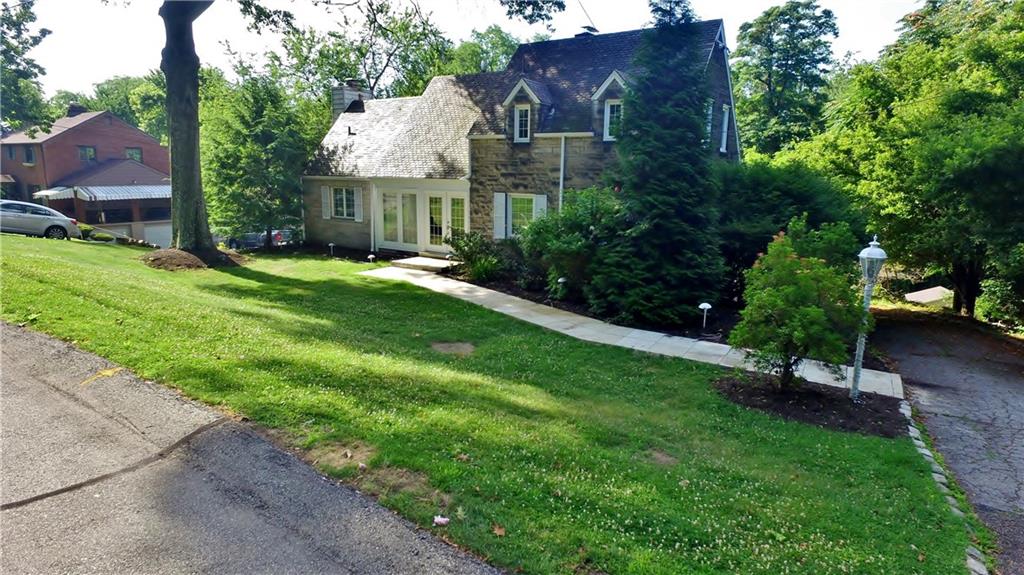145 Elm Road Pittsburgh, PA 15237 - Photo 2 of 6 Gallery Image 2