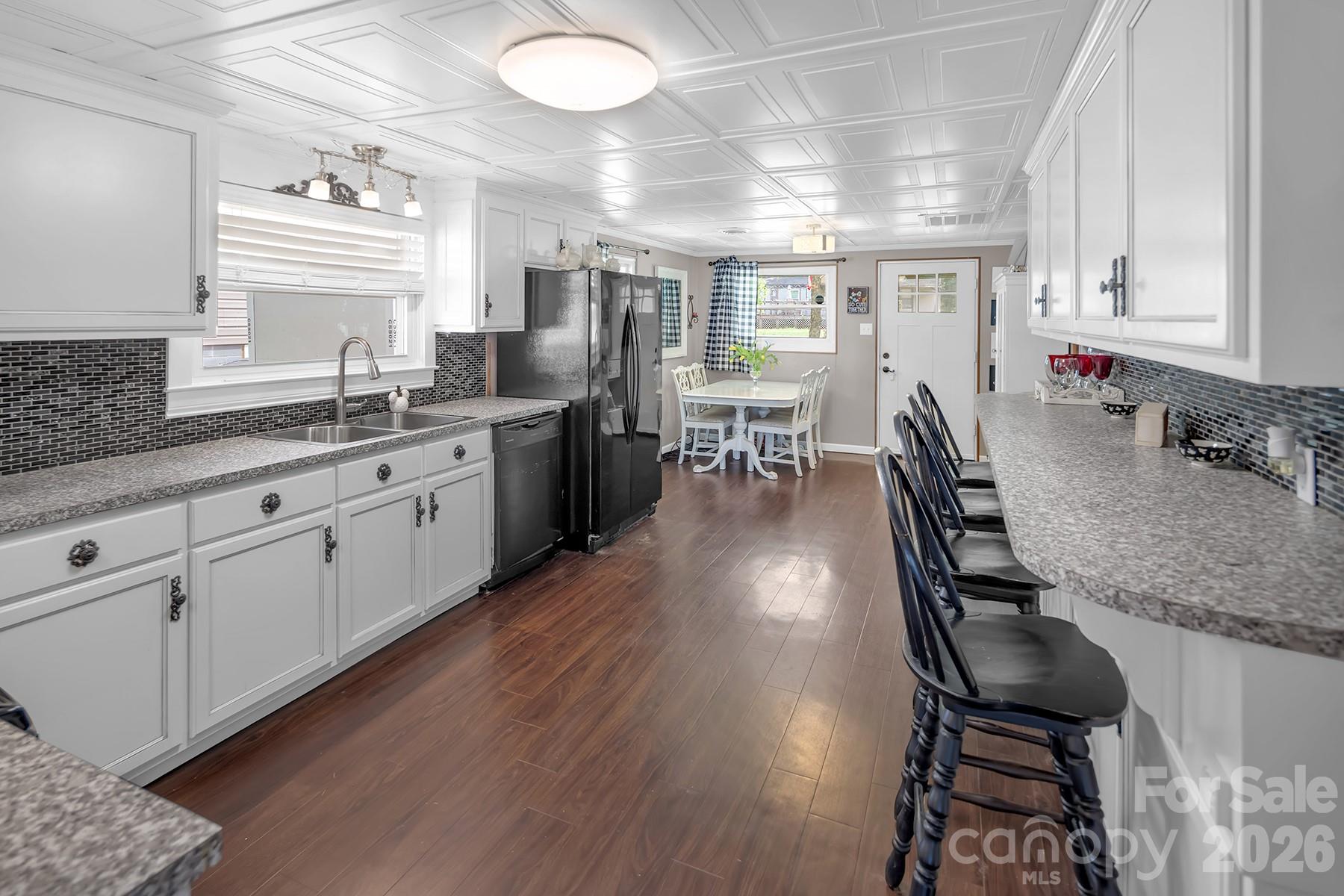 46842 Beach Road New London, NC 28127 - Photo 6 of 36