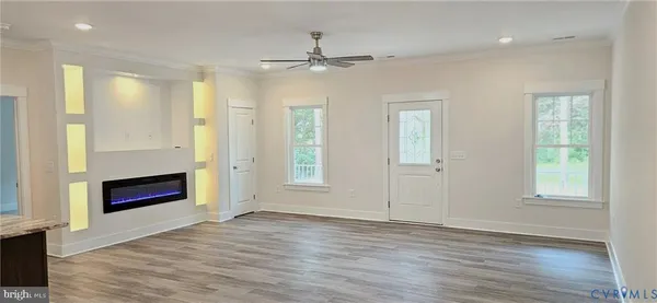 $357,700 | 630 Lake View Terrace, Warsaw, VA 22572