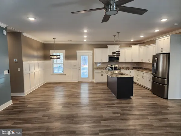 $357,700 | 630 Lake View Terrace, Warsaw, VA 22572