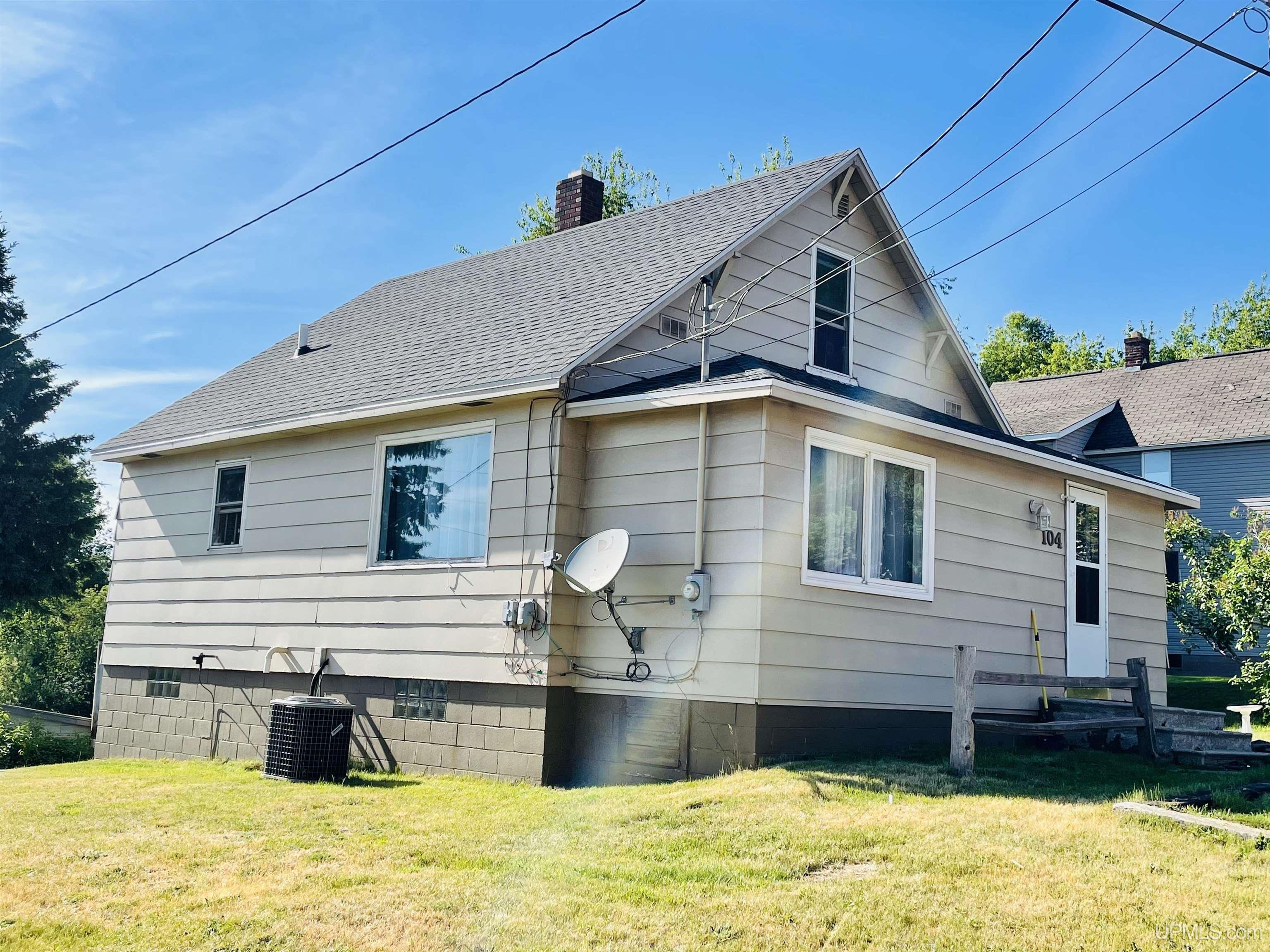 104 Carlson Road Negaunee, MI 49866 - Photo 2 of 30 Gallery Image 2