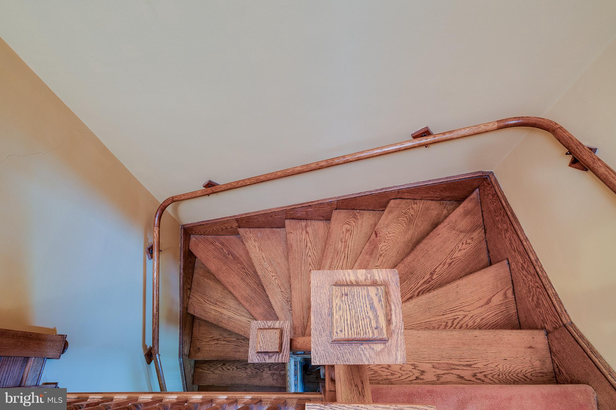 31 West Lemon Street Lititz, PA 17543 - Photo 5 of 38 Beautiful woodwork on stairway