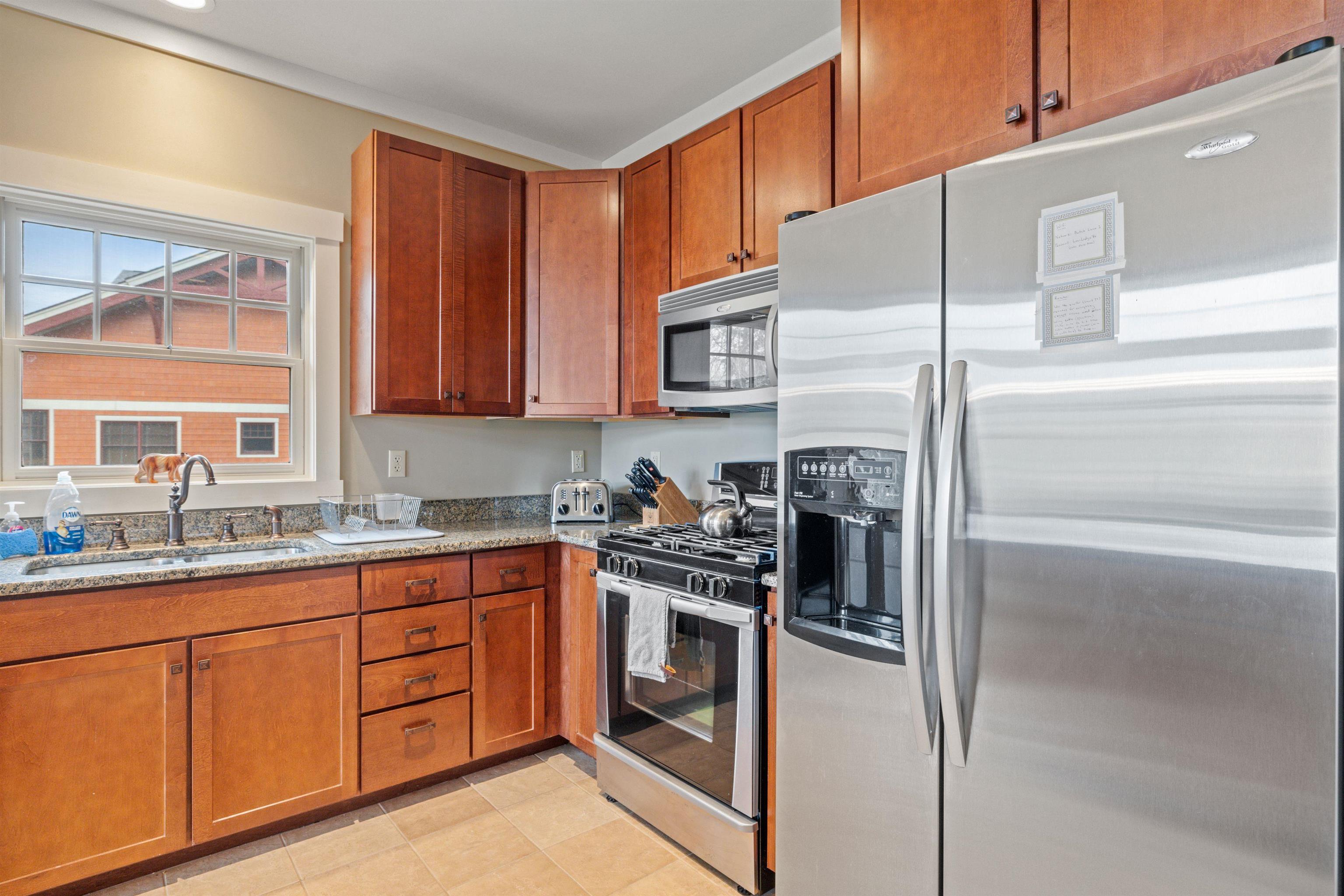 21 Riverside Terrace Drive, Unit 4H Lincoln, NH 03251 - Photo 10 of 38 Gallery Image 10