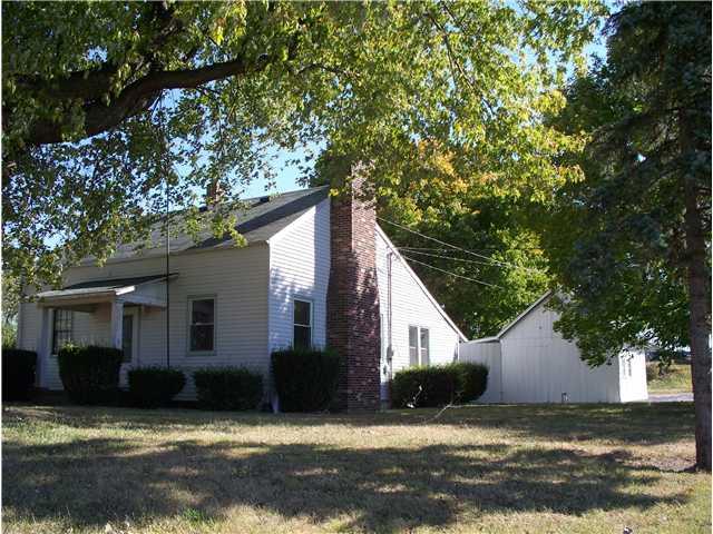 3158 East Blue Ridge Road Shelbyville, IN 46176 - Photo 1 of 10