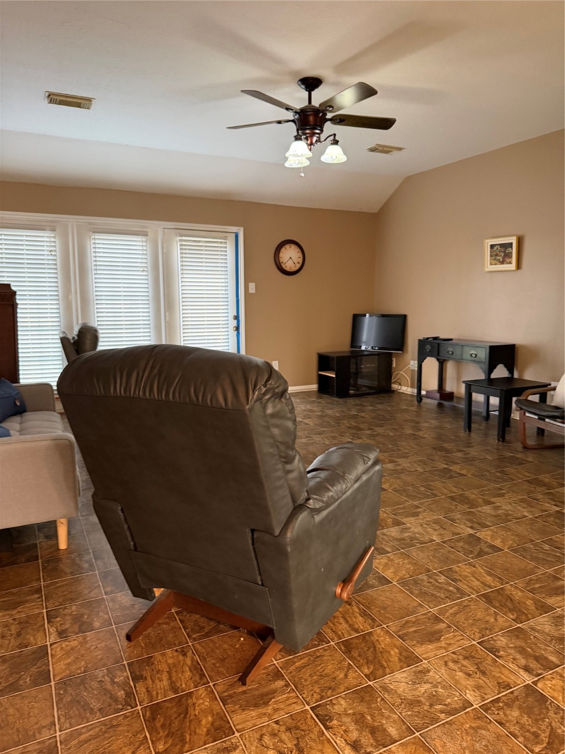 21550-21554 Mueschke Road Tomball, TX 77377 - Photo 38 of 42 a living room with furniture