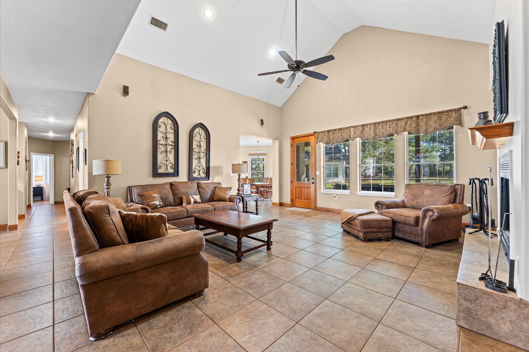 21550-21554 Mueschke Road Tomball, TX 77377 - Photo 5 of 42 a living room with furniture and a large window