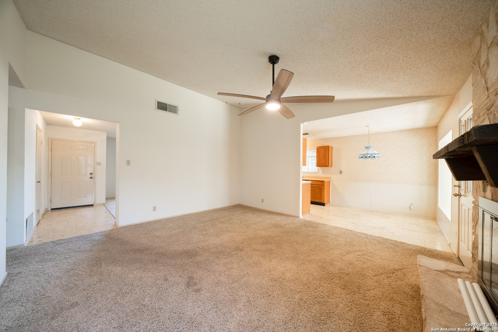 1514 Lochshire Street San Antonio, TX 78216 - Photo 13 of 30 a view of empty room with a ceiling fan