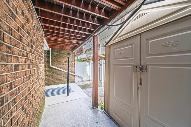 $1,150,000 | 20 North Washington Avenue, Margate City, NJ 08402