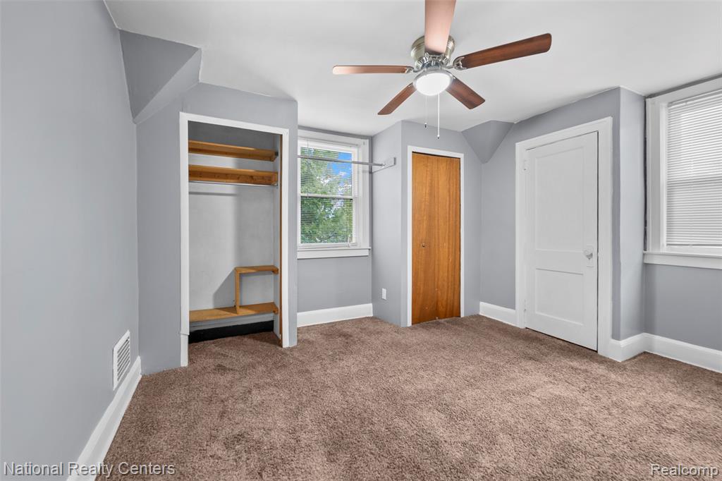 686 North Perry Street Pontiac, MI 48342 - Photo 18 of 26