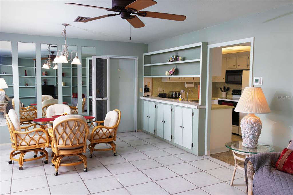 5417 Palm Drive New Port Richey, FL 34652 - Photo 9 of 27