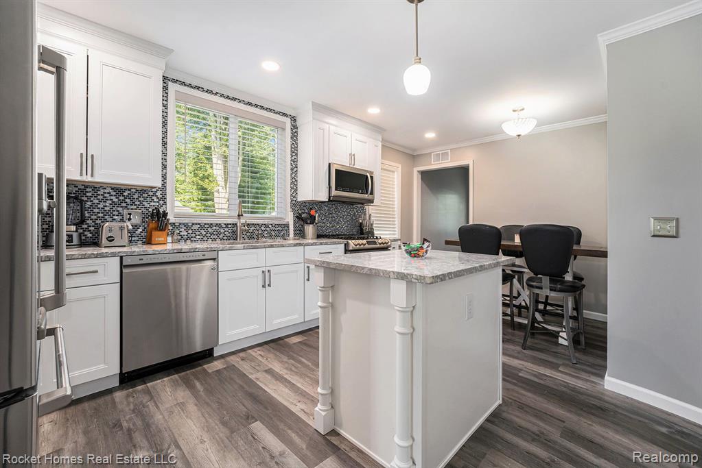 47429 Sugarbush Road Chesterfield, MI 48047 - Photo 11 of 28