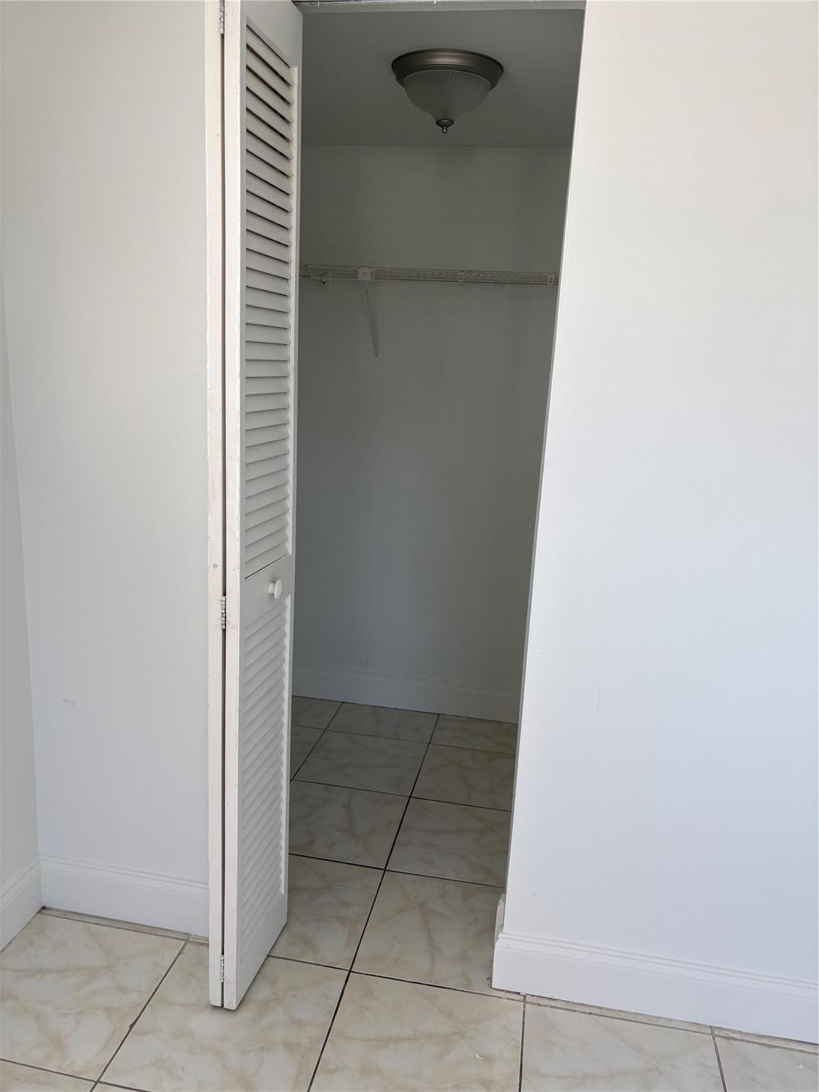 8000 South Colony Circle, Unit 201 Tamarac, FL 33321 - Photo 11 of 14 Photo 12