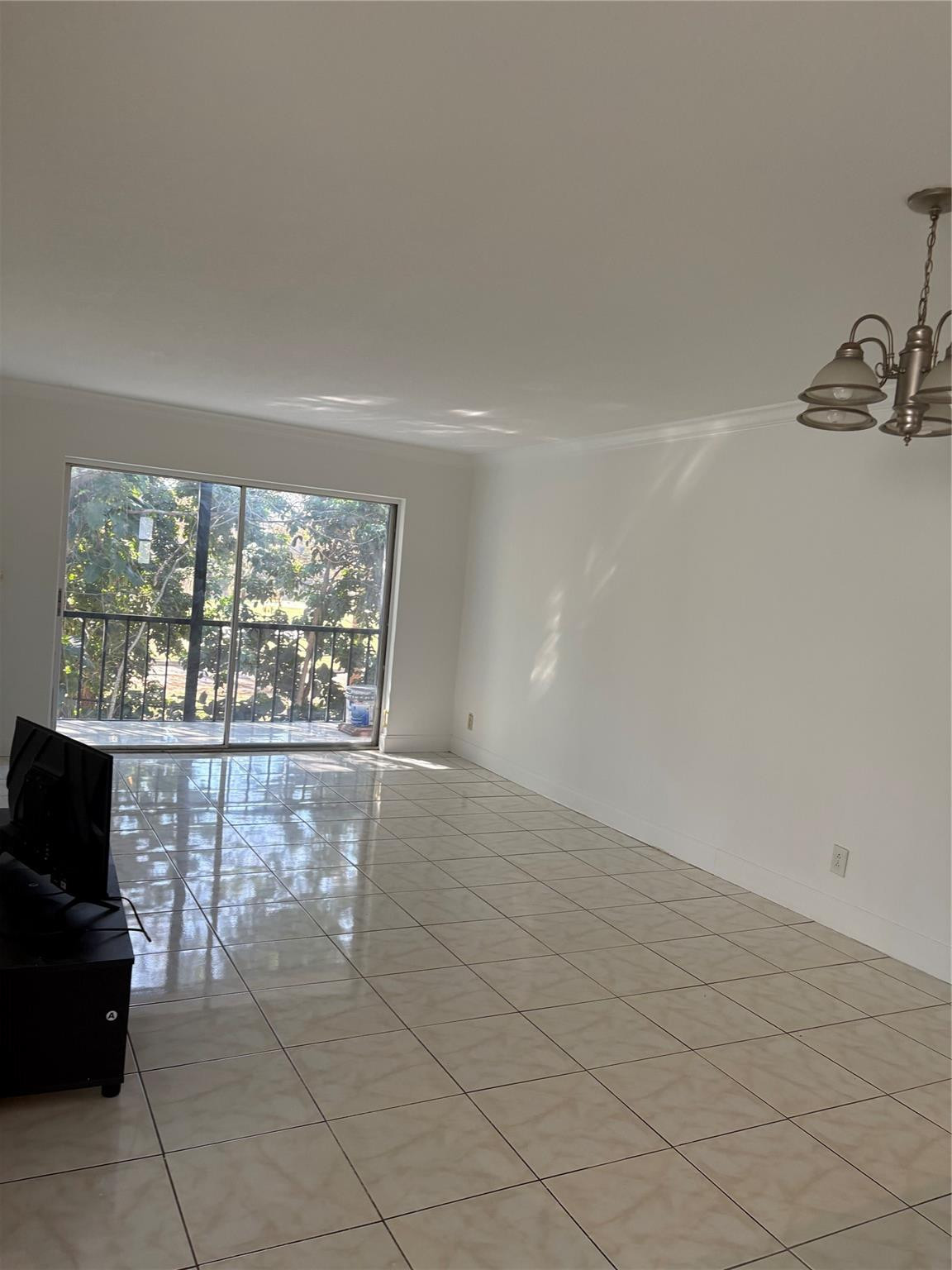 8000 South Colony Circle, Unit 201 Tamarac, FL 33321 - Photo 4 of 14 Photo 4