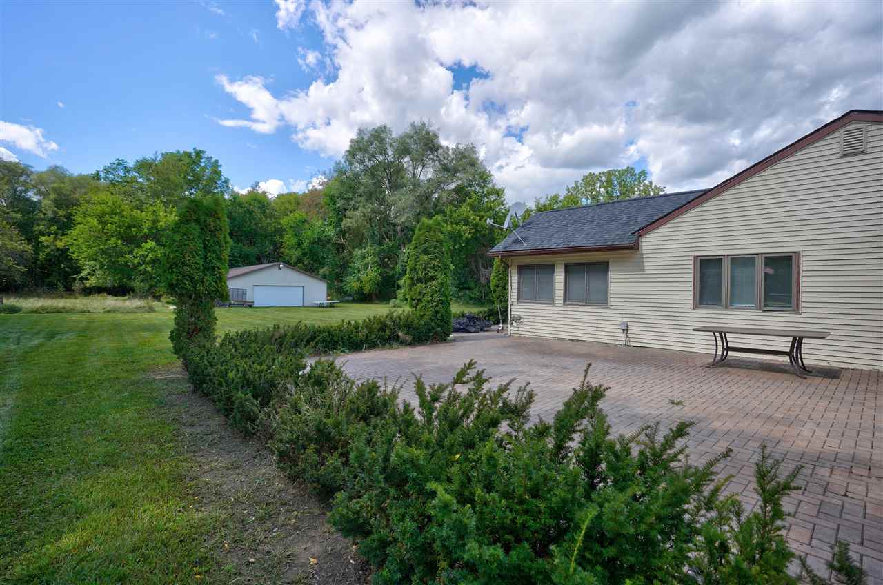 6161 North Genesee Road Flint, MI 48506 - Photo 8 of 47