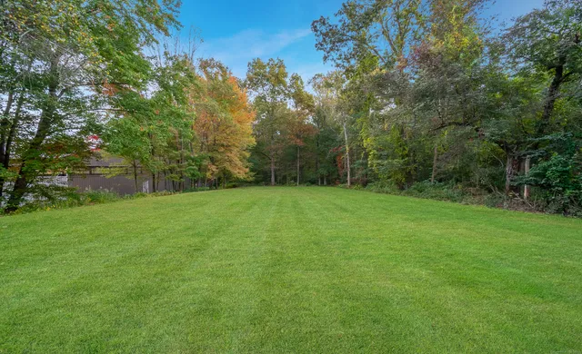 $900,000 | 28 Cemetery Road, Willington, CT 06279