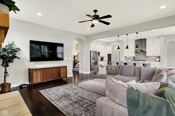 $650,000 | 7539 Sly Fox Drive, Indianapolis, IN 46237