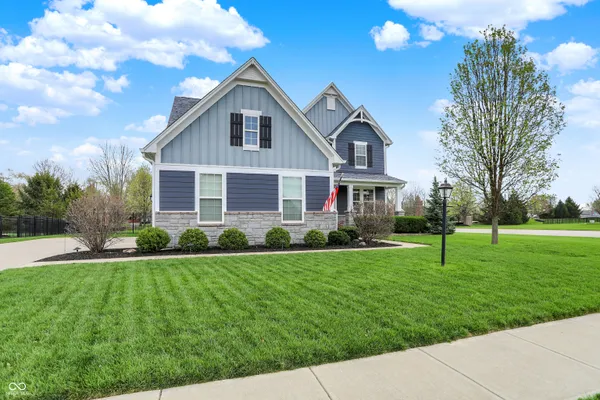 $650,000 | 7539 Sly Fox Drive, Indianapolis, IN 46237