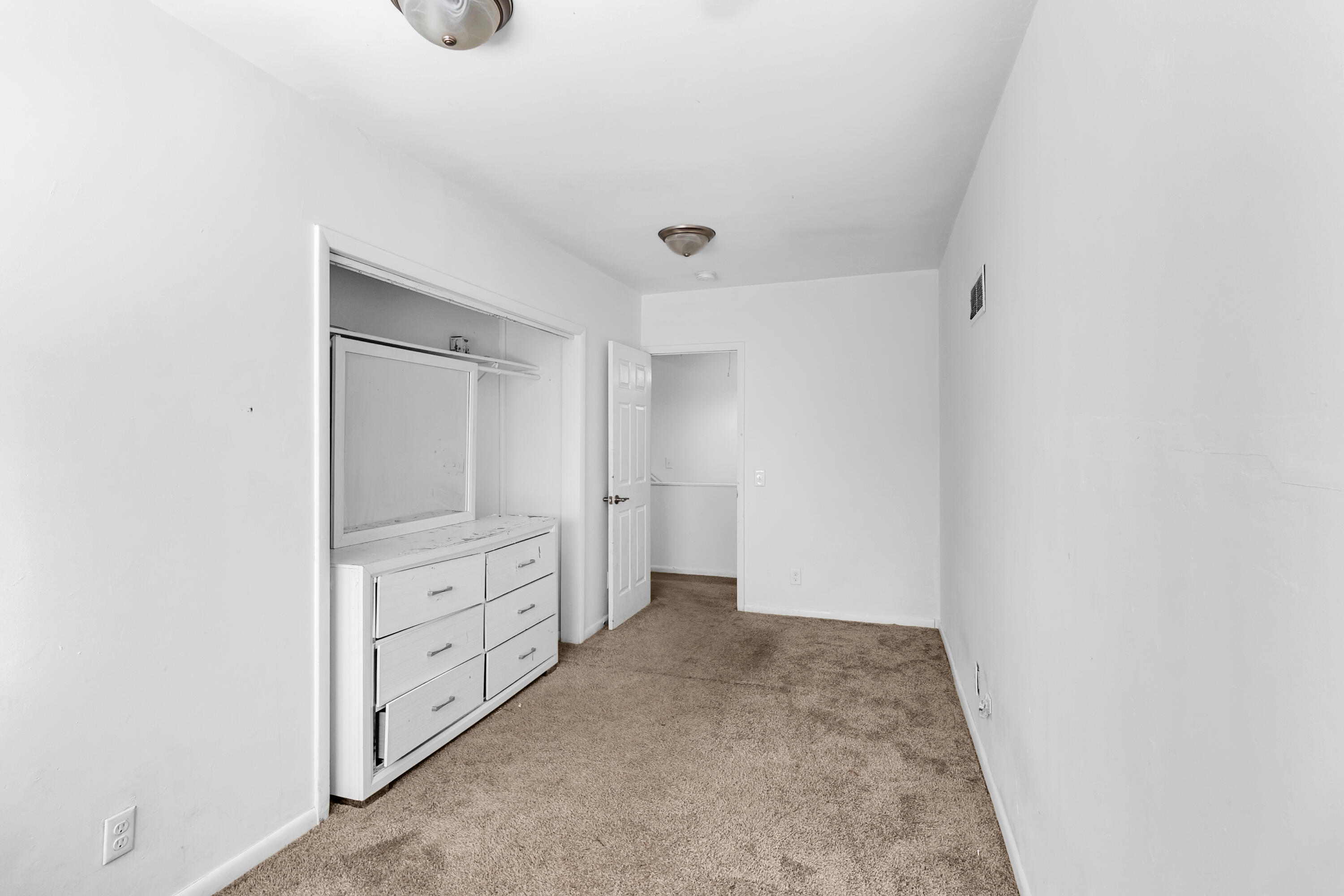 4620 Christiansen Road Lansing, MI 48910 - Photo 18 of 23 IMG_1892