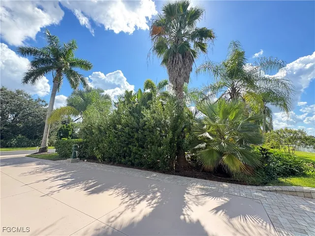 a view of a basketball court
