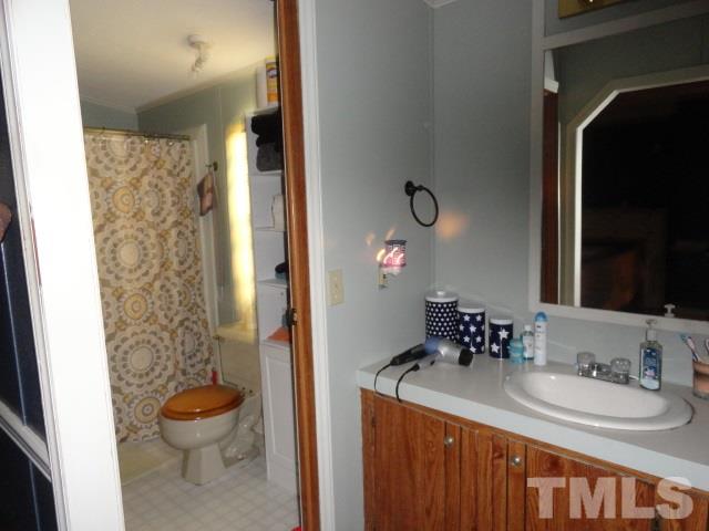 307 Ridge Circle Road Henderson, NC 27537 - Photo 12 of 16 Gallery Image 12