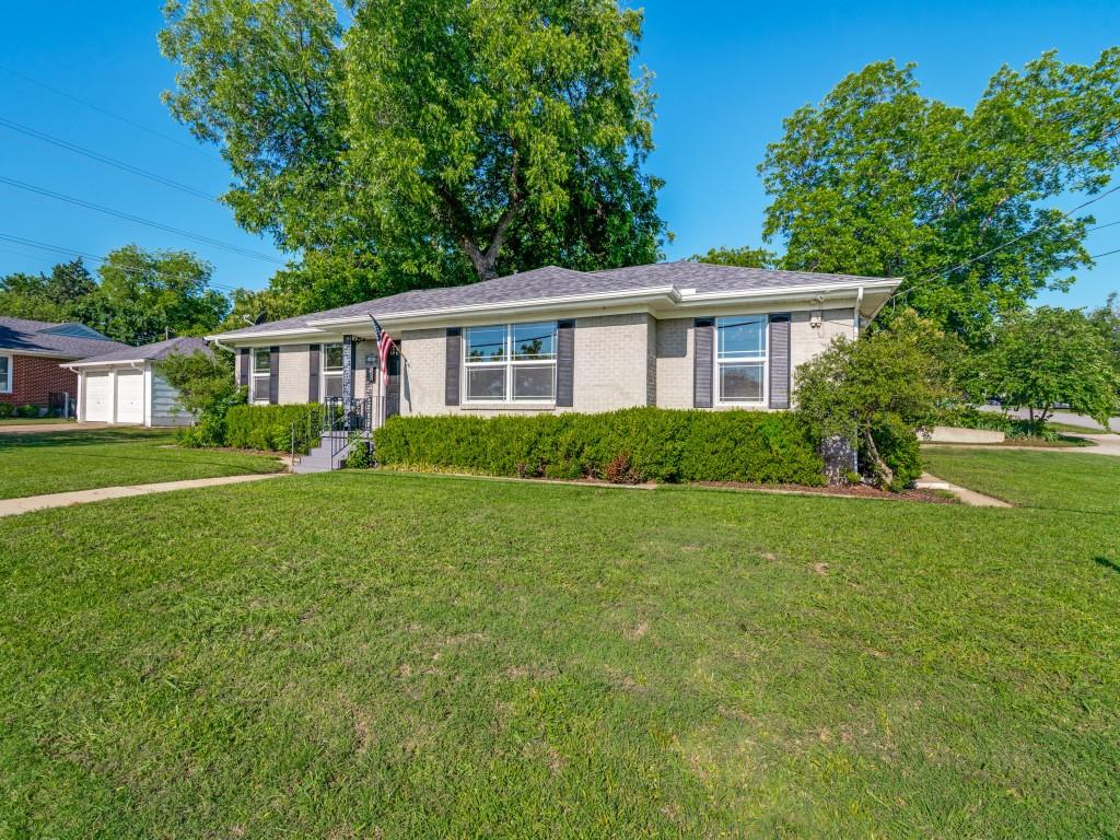 102 South Clark Street Rockwall, TX 75087 - Photo 2 of 28