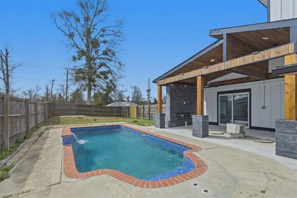 $3,500 | 834 Koonce Road, Lake Charles, LA 70611