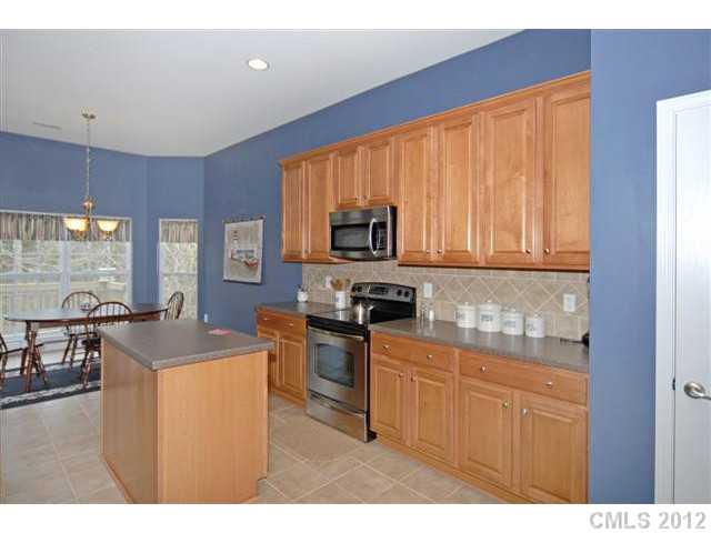 454 Sheltered Cove Court Fort Mill, SC 29708 - Photo 5 of 16
