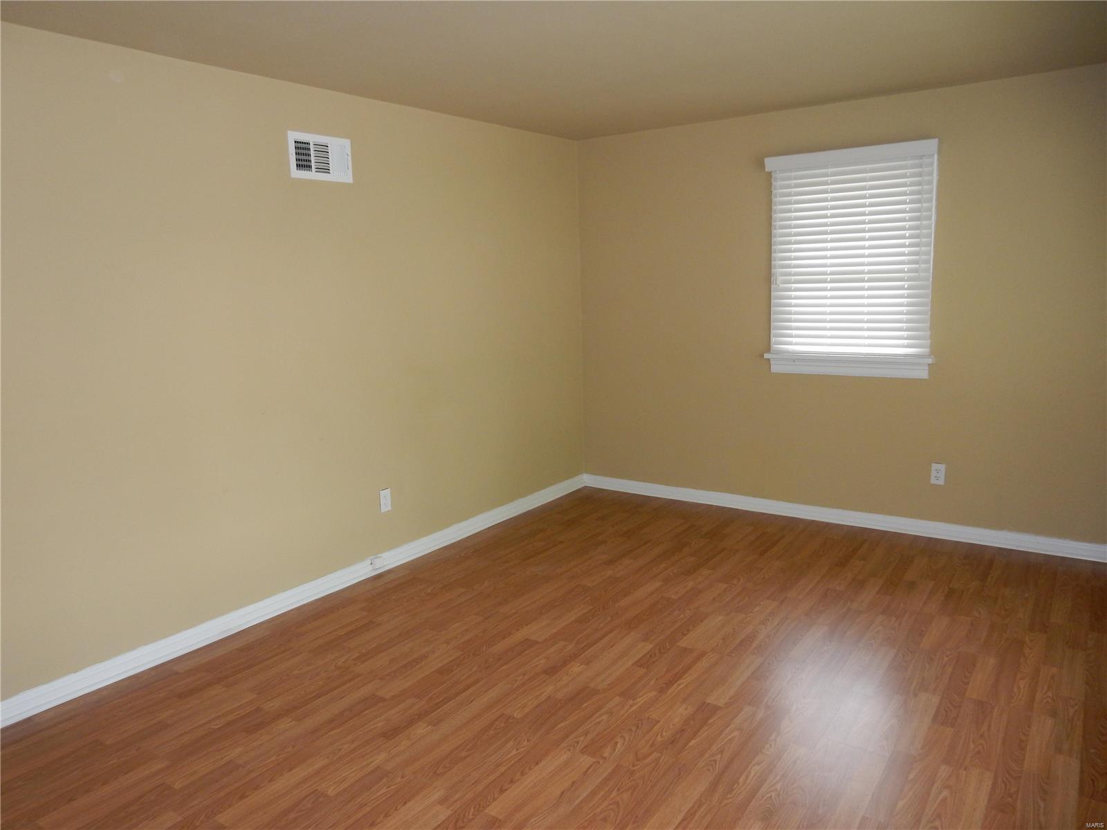 3735 Edmundson Road St. Louis, MO 63114 - Photo 2 of 13 Gallery Image 2