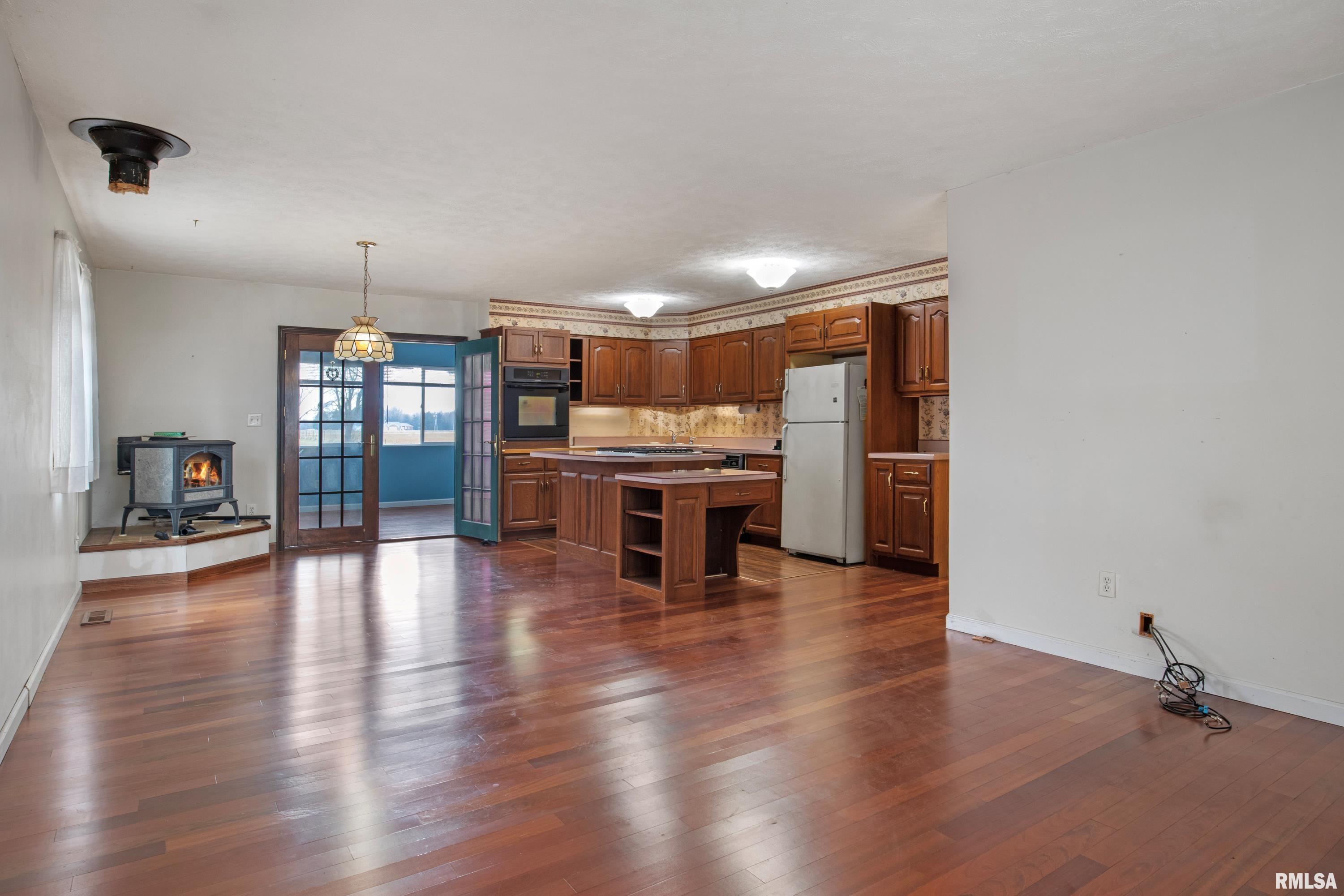 874 South Oaklane Road Springfield, IL 62712 - Photo 11 of 48