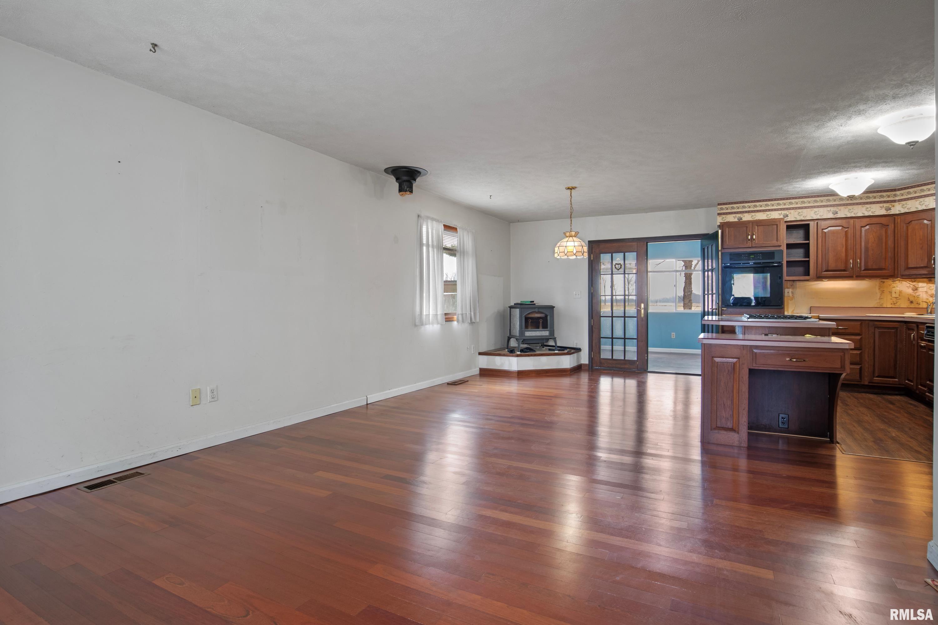 874 South Oaklane Road Springfield, IL 62712 - Photo 12 of 48