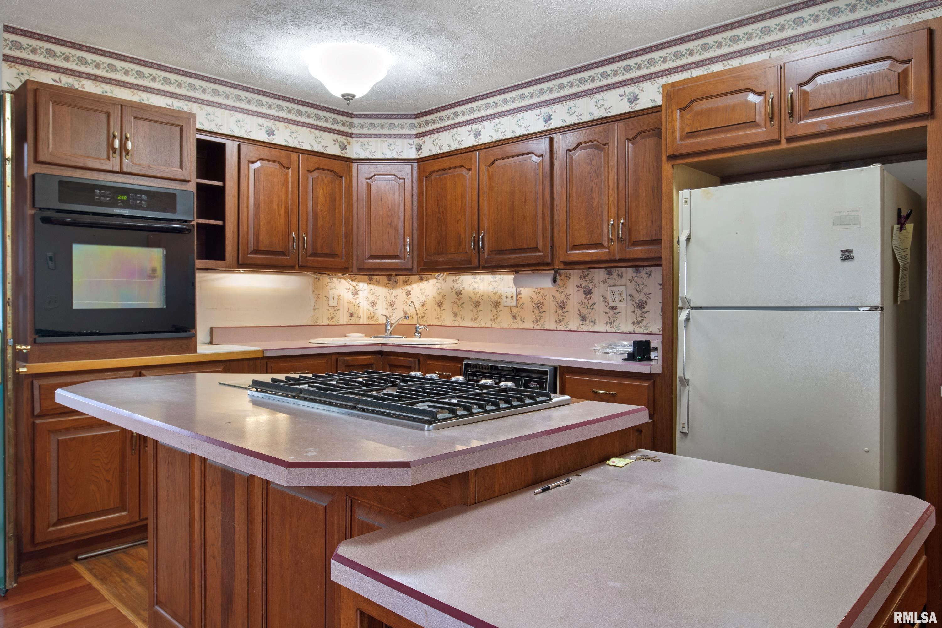 874 South Oaklane Road Springfield, IL 62712 - Photo 10 of 48