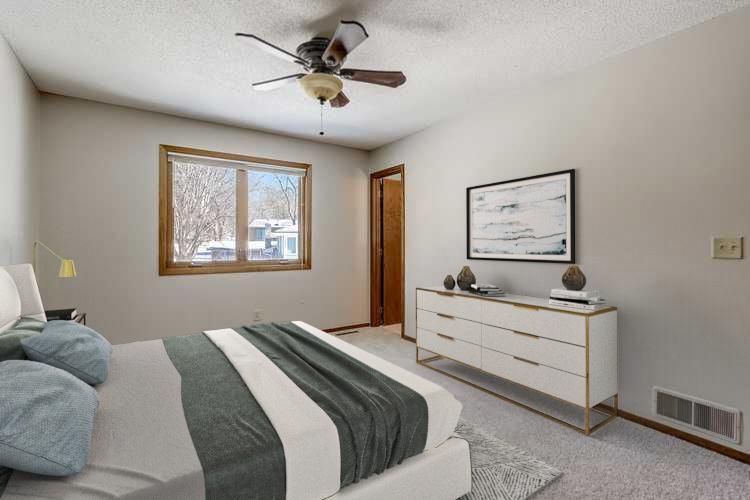 9859 Colorado Road Bloomington, MN 55438 - Photo 3 of 22 Gallery Image 3