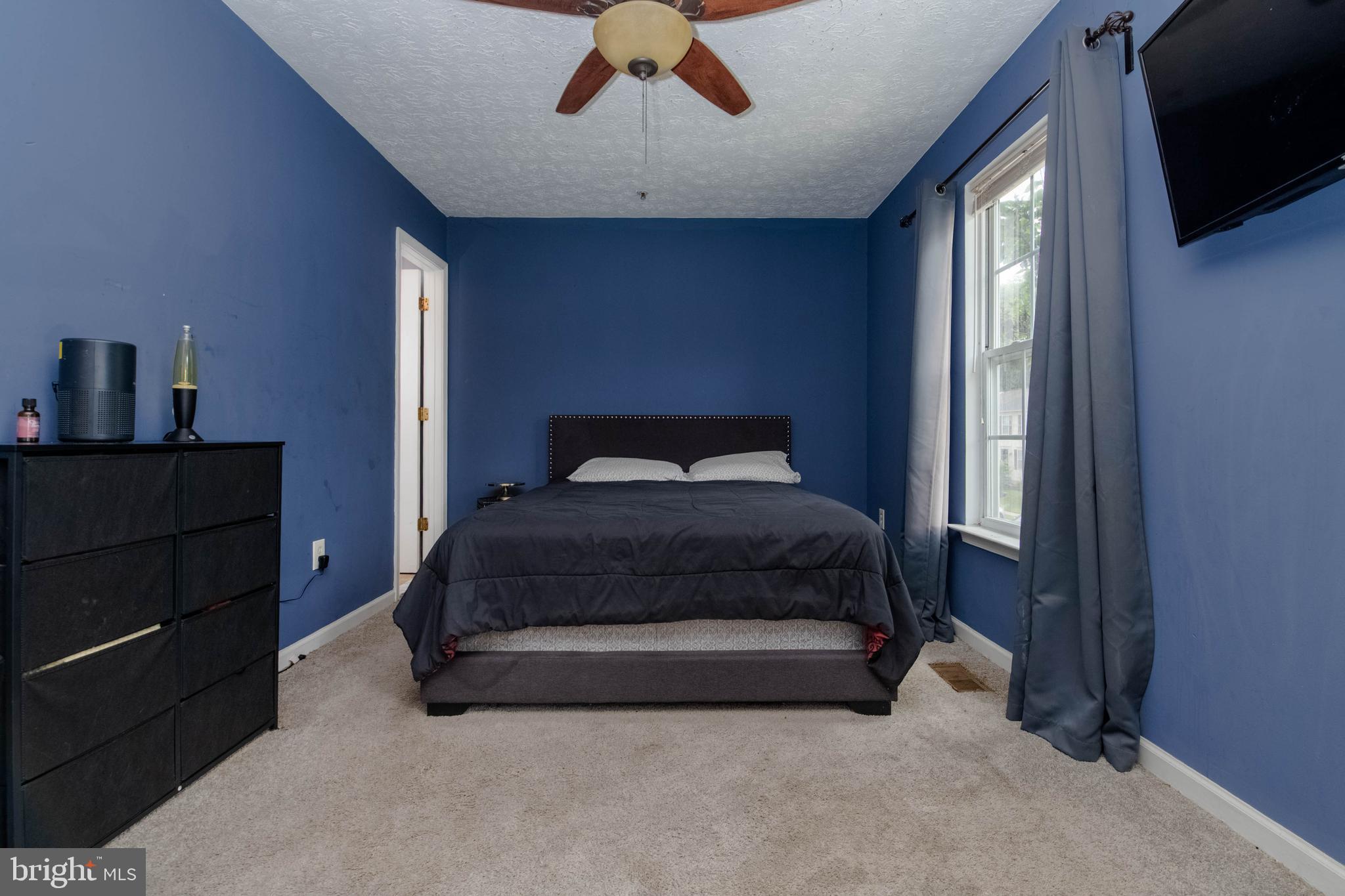 2021 Hackberry Road Baltimore, MD 21221 - Photo 16 of 33 Primary Bedroom