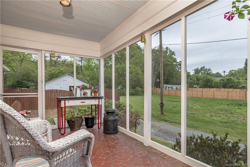 2046 Eaton Road Charlotte, NC 28205 - Photo 16 of 16 Gallery Image 16
