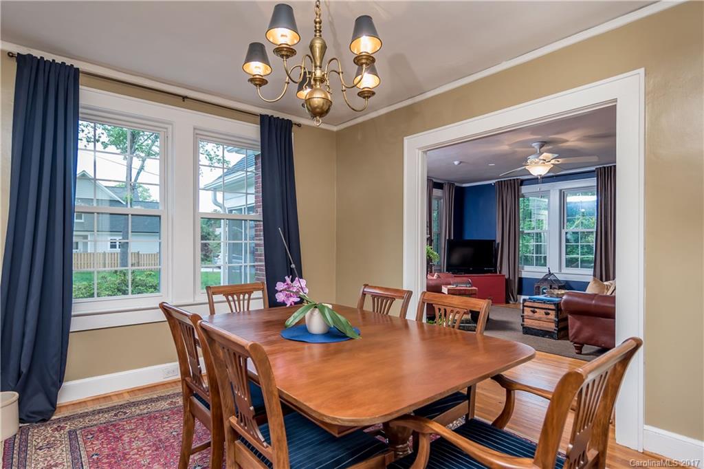 2046 Eaton Road Charlotte, NC 28205 - Photo 5 of 16 Gallery Image 5
