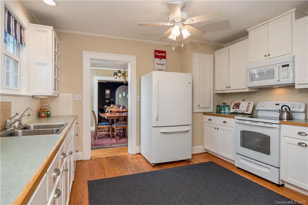 2046 Eaton Road Charlotte, NC 28205 - Photo 10 of 16 Gallery Image 10